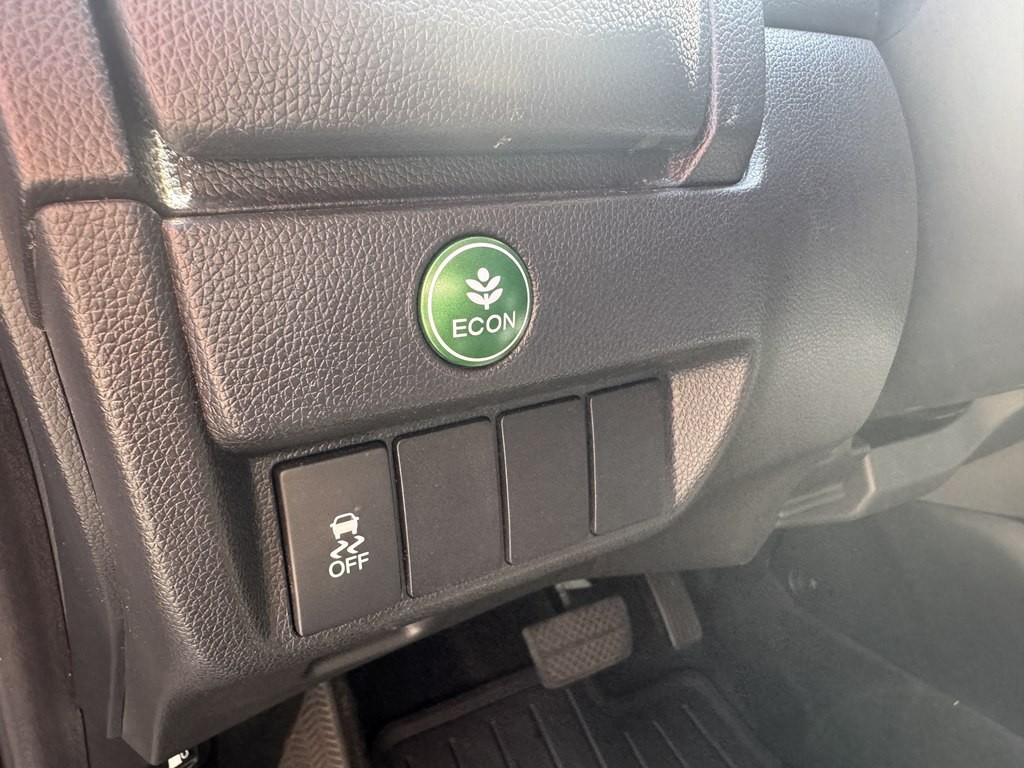 2015 Honda Fit Image 20