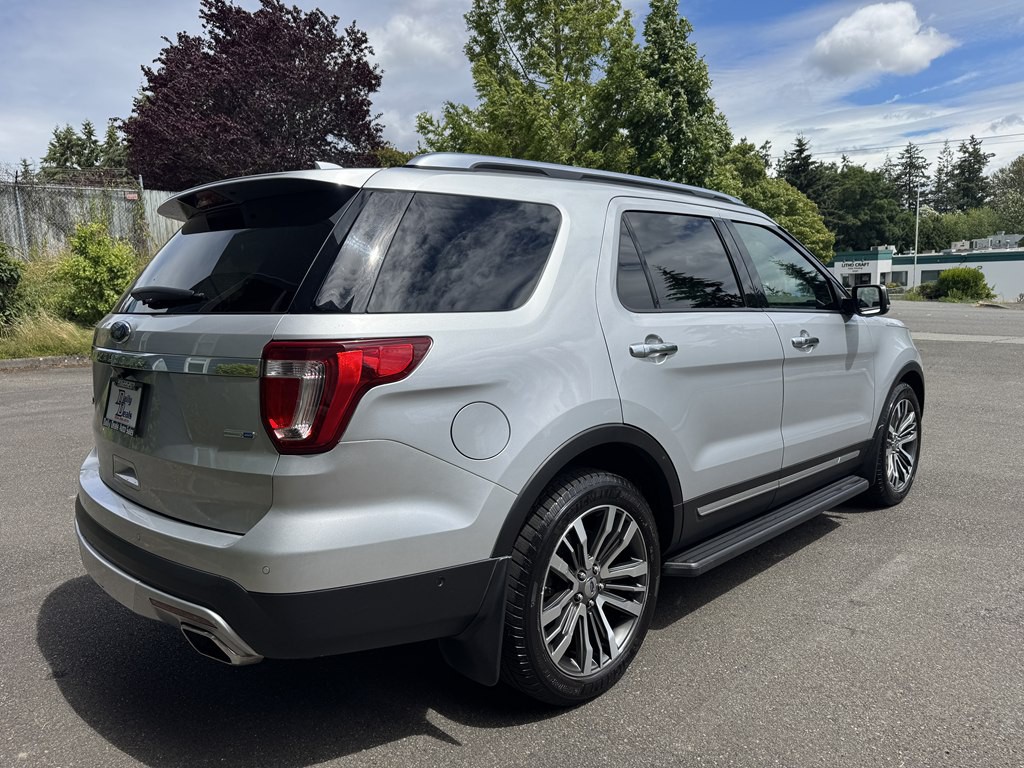 2017 Ford Explorer Image 3
