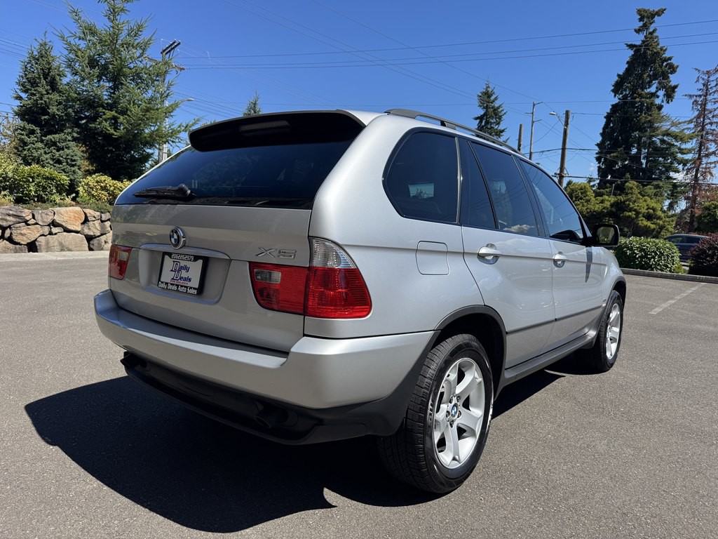 2004 BMW X5 Image 3