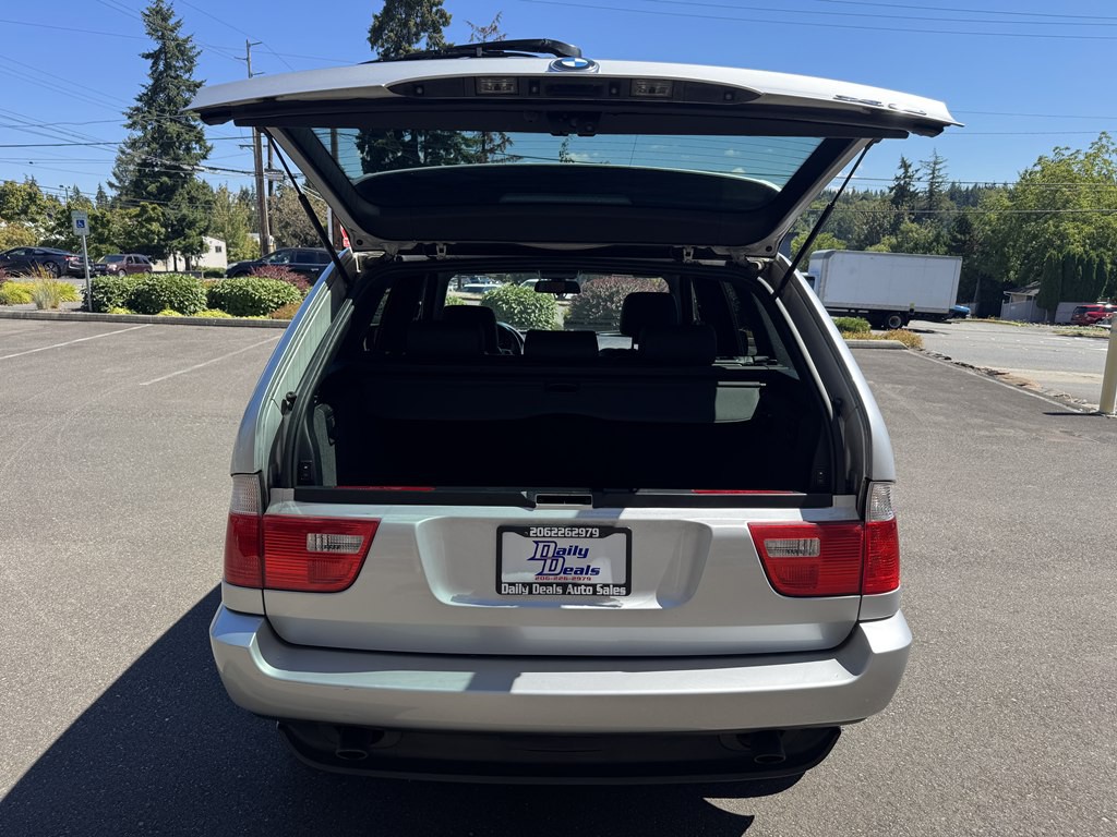 2004 BMW X5 Image 13