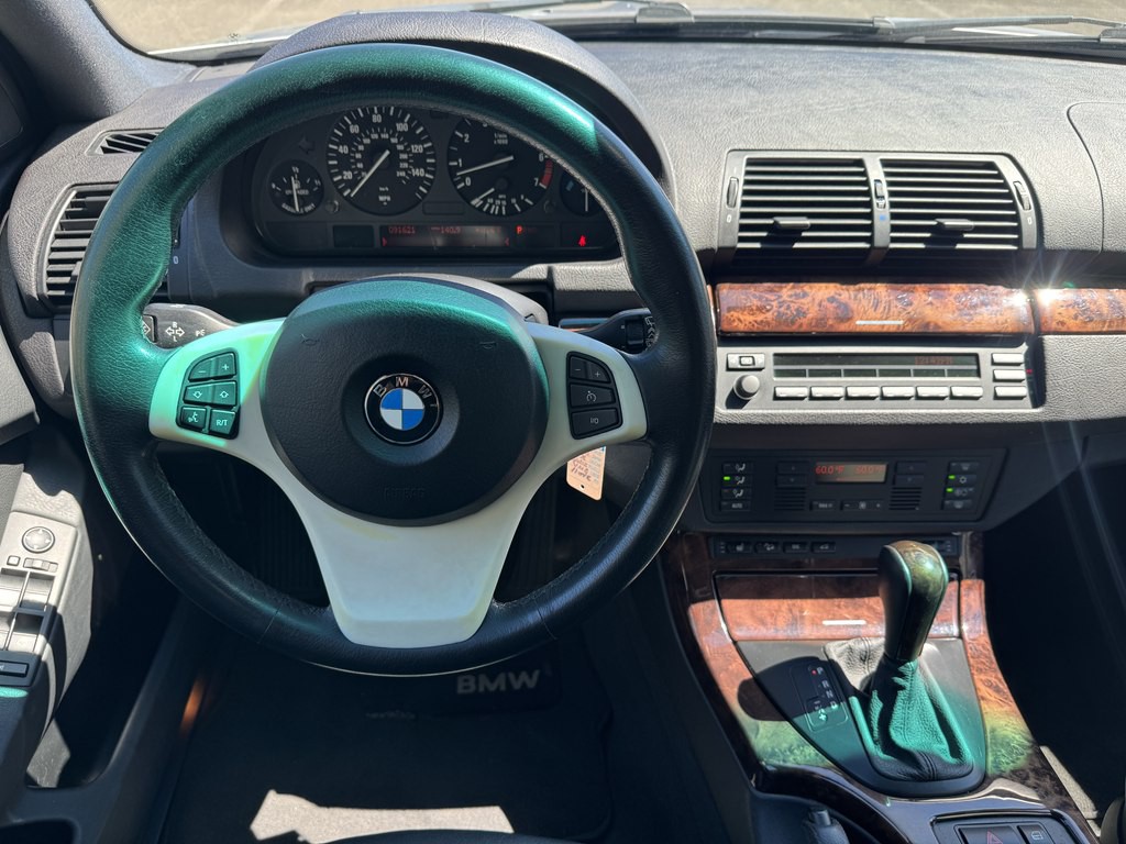 2004 BMW X5 Image 22