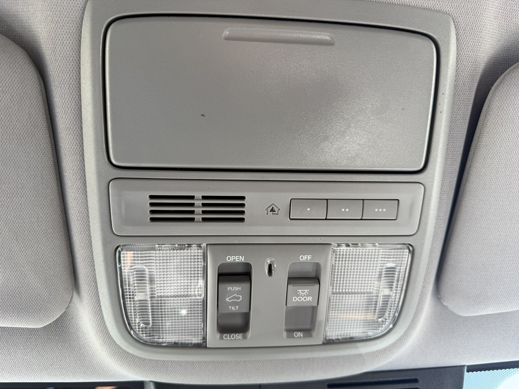2017 Honda CR-V Image 27