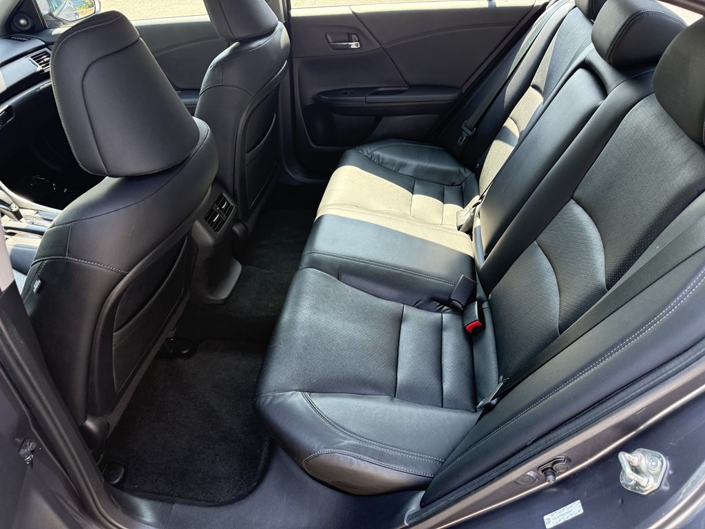 2014 Honda Accord Image 19
