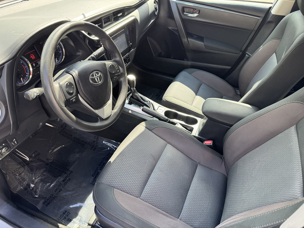 2018 Toyota Corolla Image 16