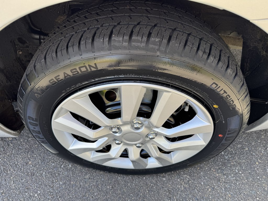 2018 Toyota Corolla Image 21