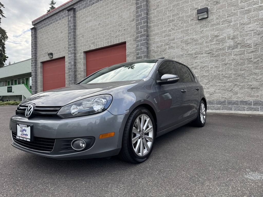 2012 Volkswagen Golf Image 4