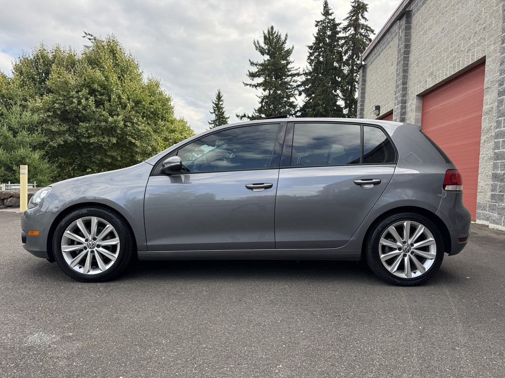 2012 Volkswagen Golf Image 5