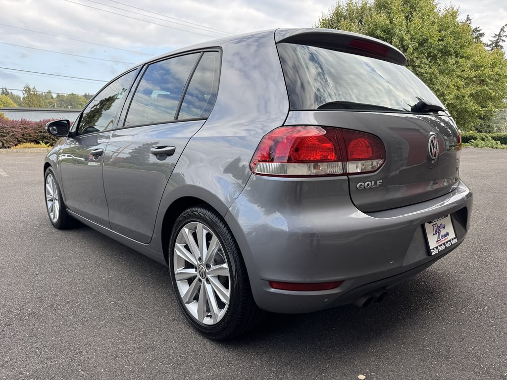 2012 Volkswagen Golf Image 6