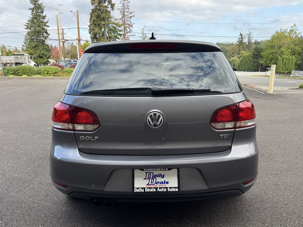 2012 Volkswagen Golf Image 10