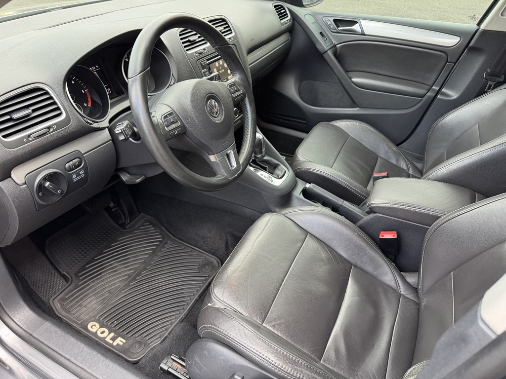 2012 Volkswagen Golf Image 16