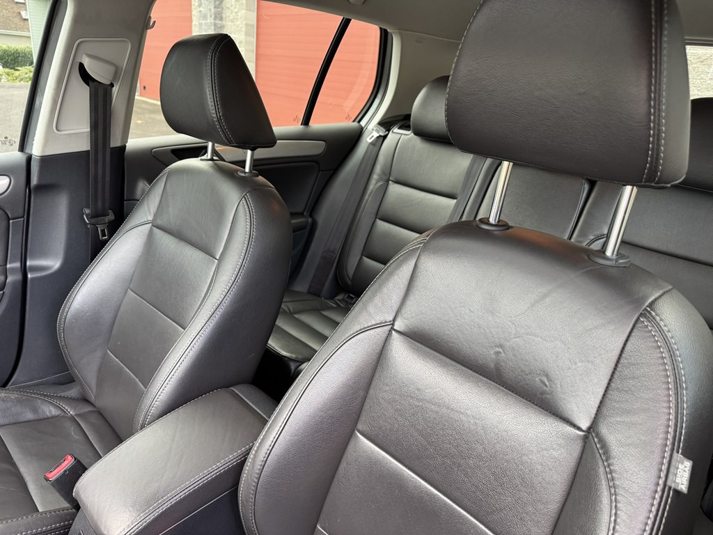 2012 Volkswagen Golf Image 17