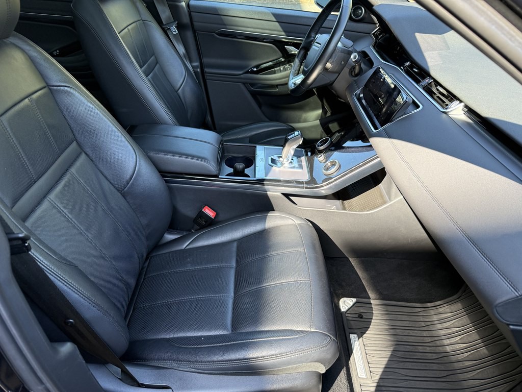 2020 Land Rover Range Rover Image 17