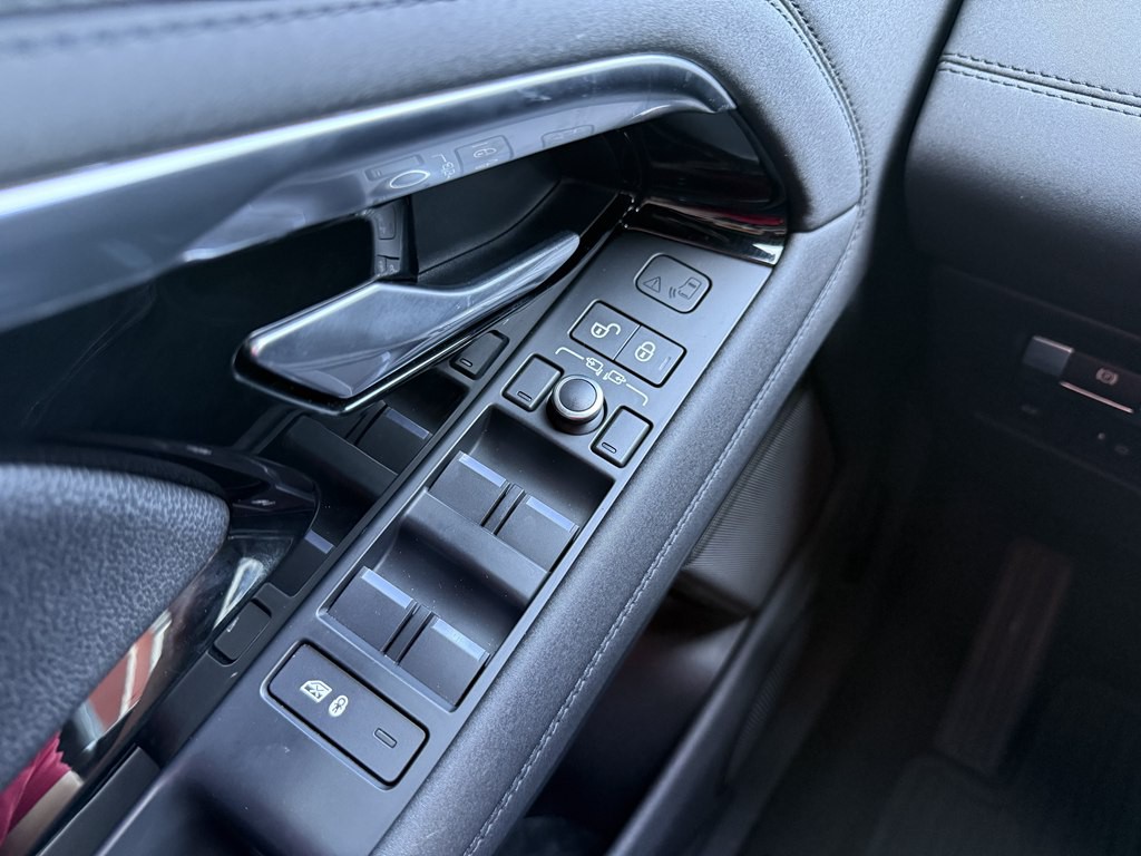 2020 Land Rover Range Rover Image 25