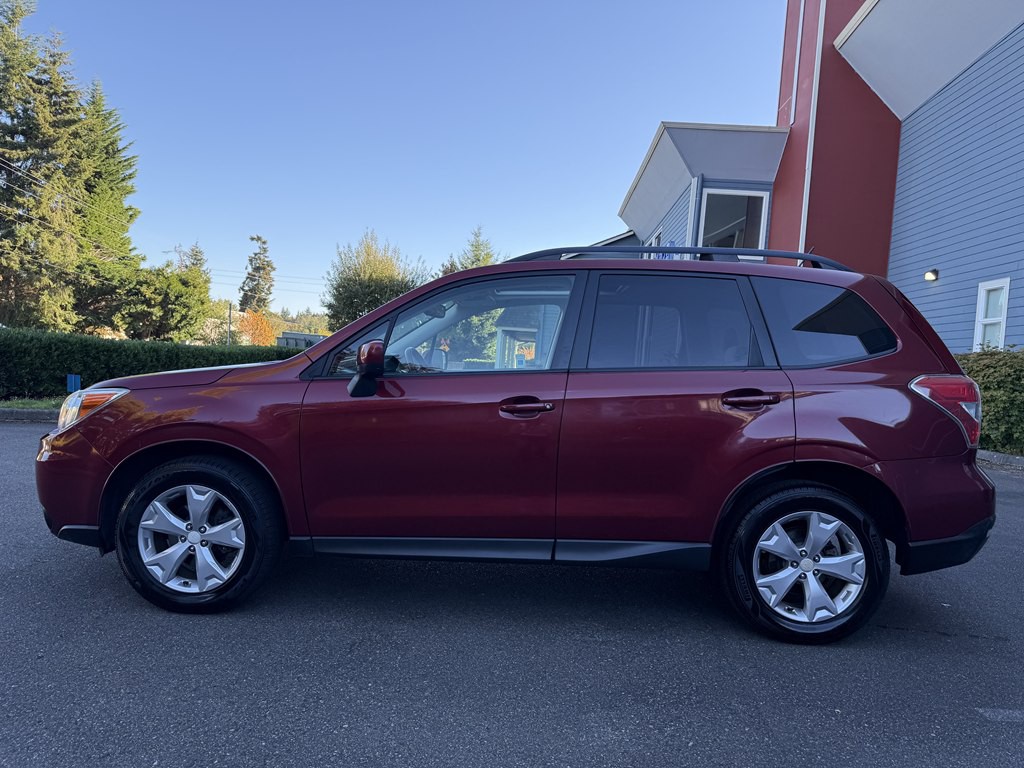 2014 Subaru Forester Image 5