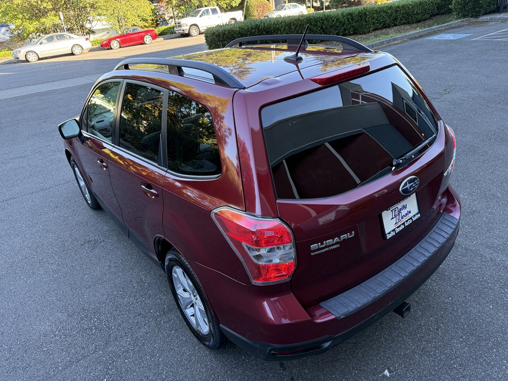 2014 Subaru Forester Image 10