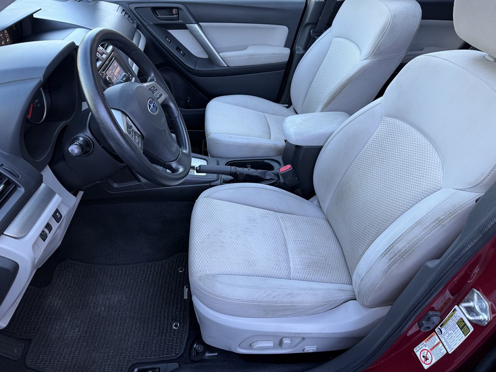 2014 Subaru Forester Image 14