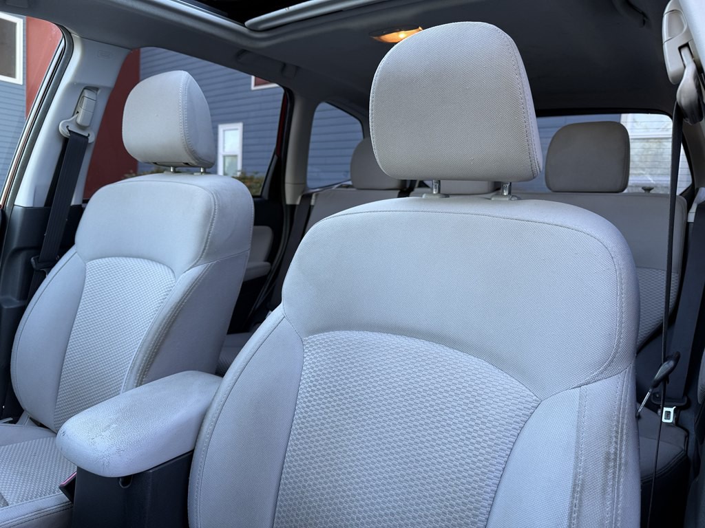 2014 Subaru Forester Image 15