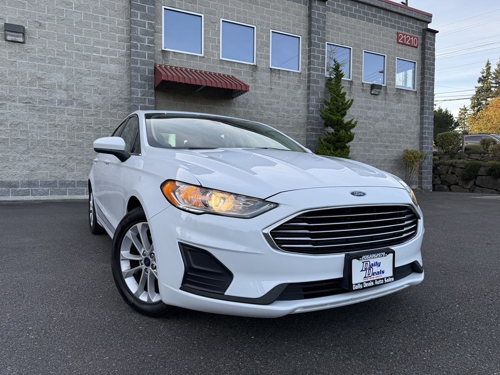 2020 Ford Fusion Image 1