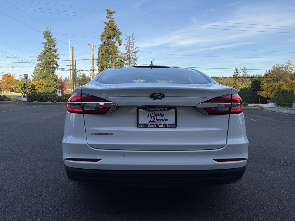 2020 Ford Fusion Image 6