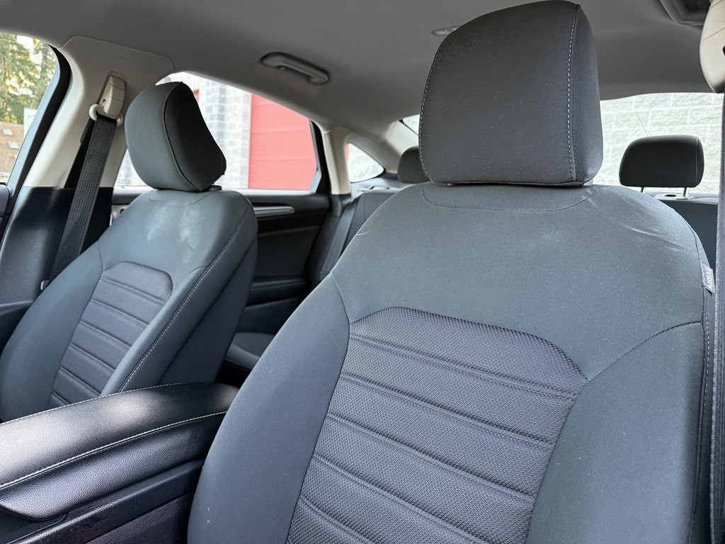 2020 Ford Fusion Image 15