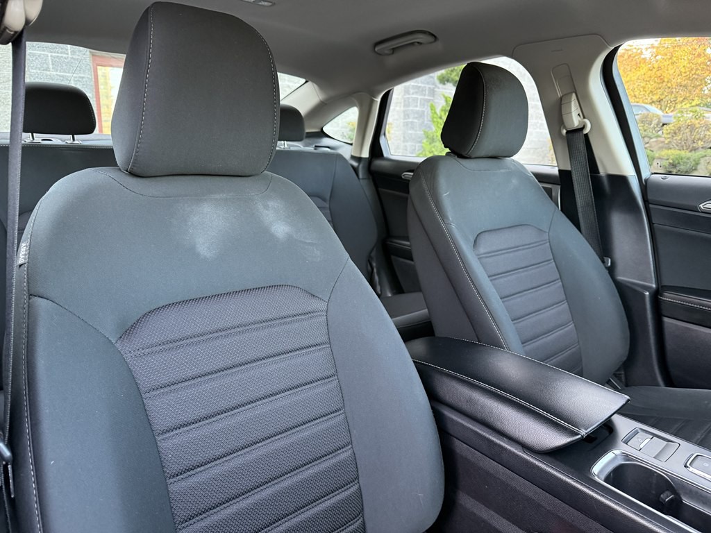 2020 Ford Fusion Image 17