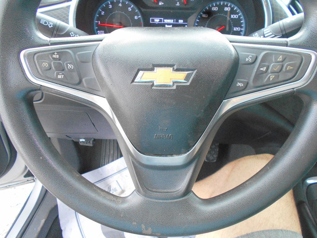 2018 Chevrolet Malibu Image 12