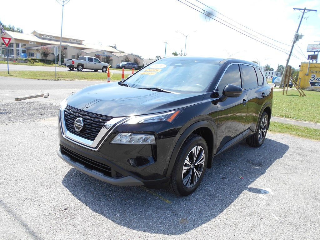 2021 Nissan Rogue Image 1