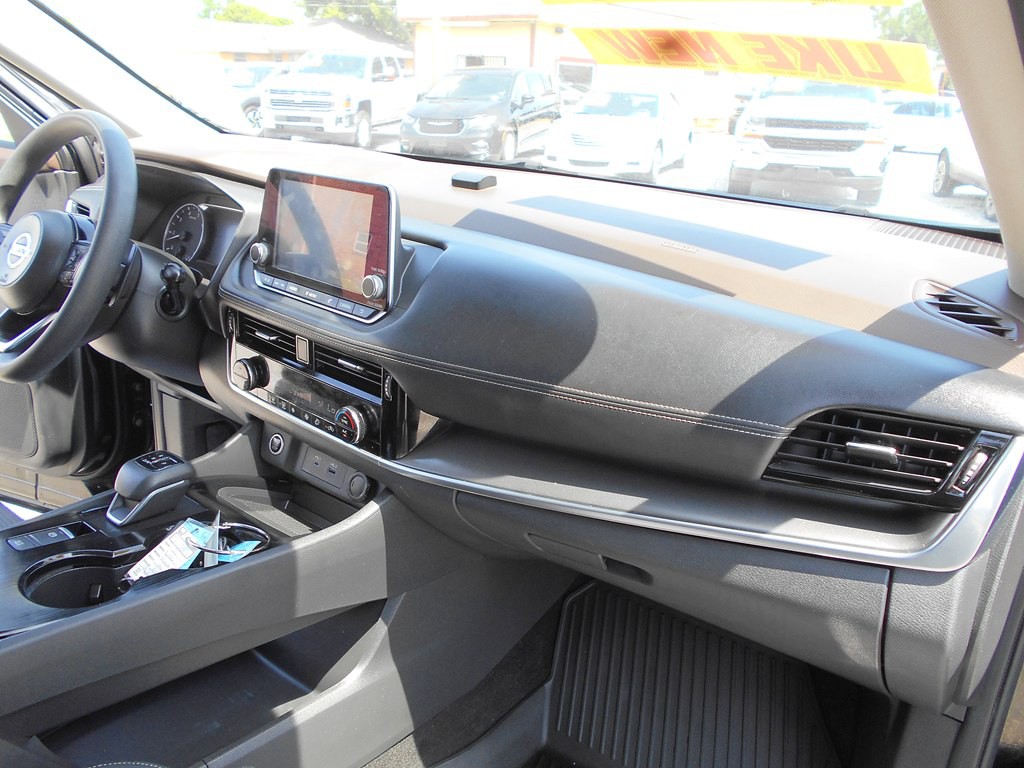2021 Nissan Rogue Image 15