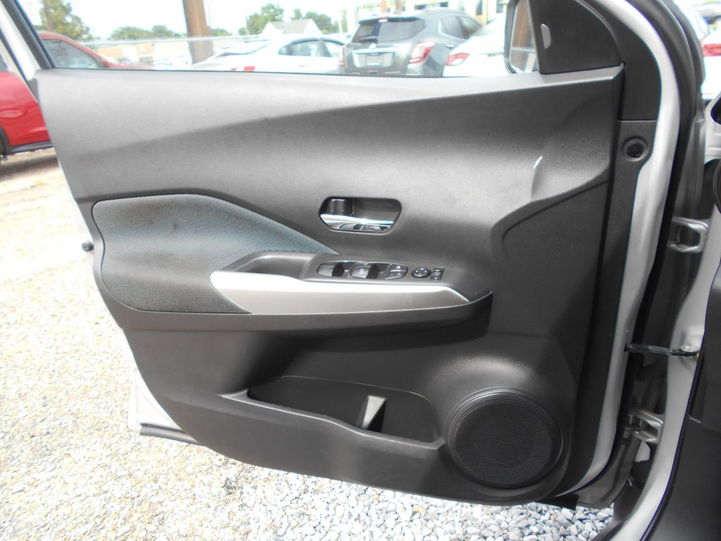 2020 Nissan Kicks Image 14