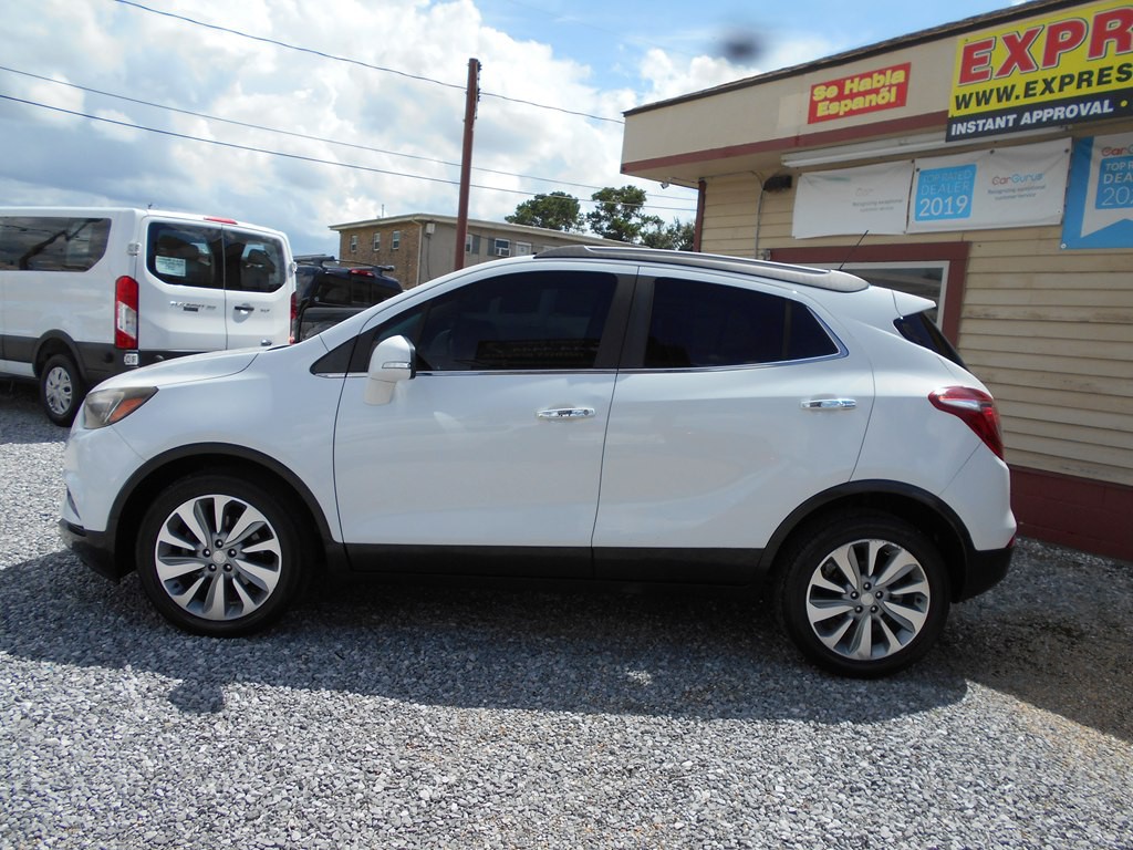 2018 Buick Enclave Image 2