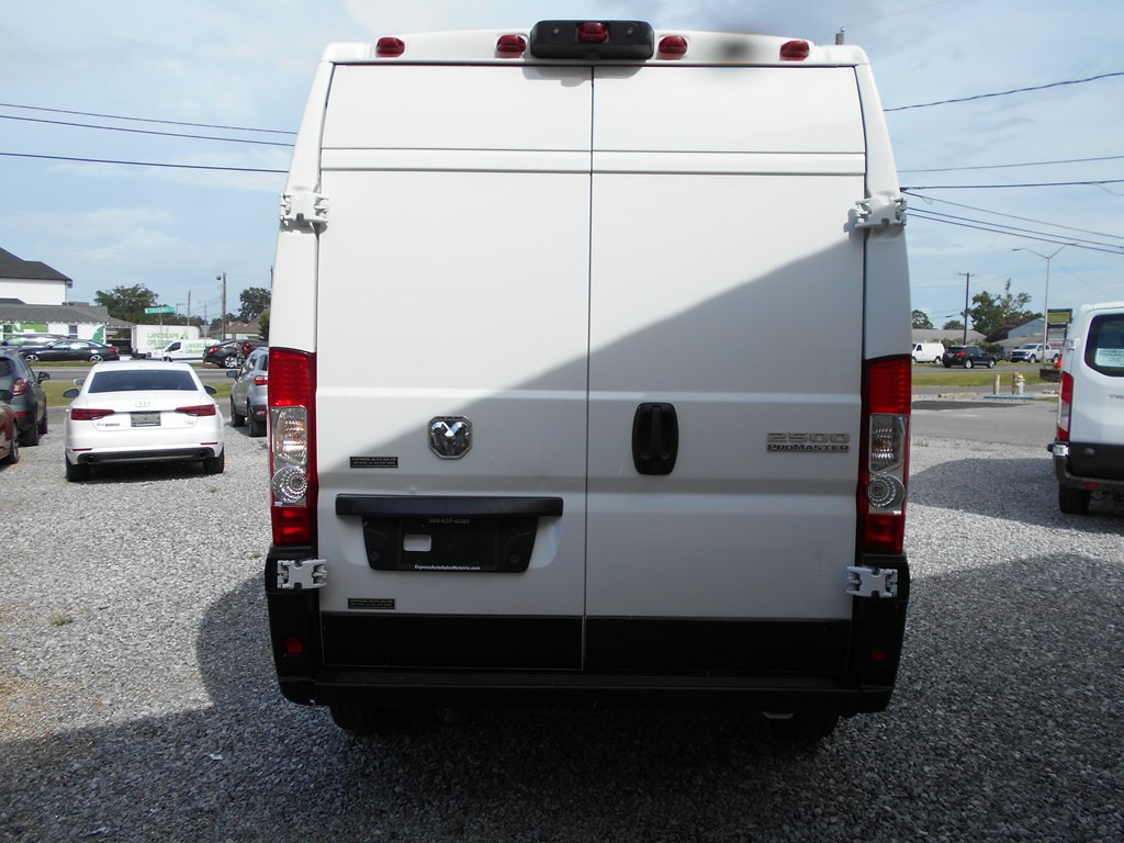 2023 RAM Promaster Image 4
