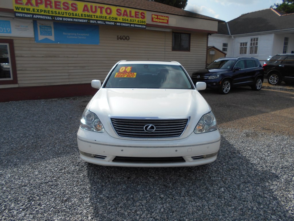 2004 Lexus LS Image 2