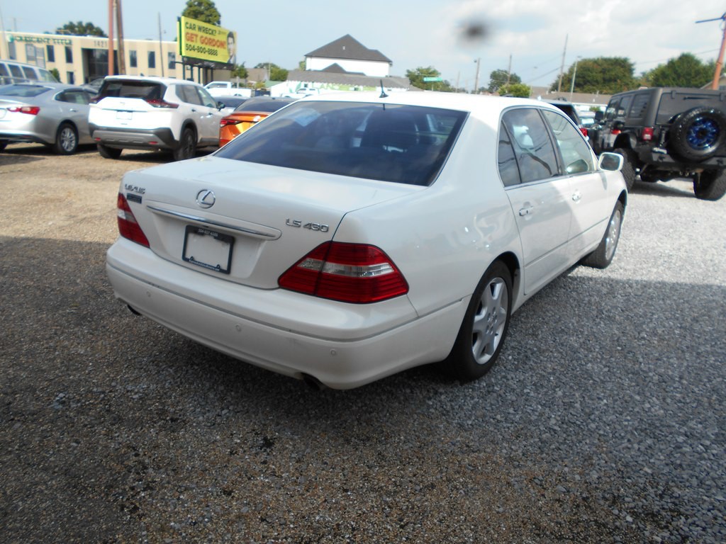 2004 Lexus LS Image 6