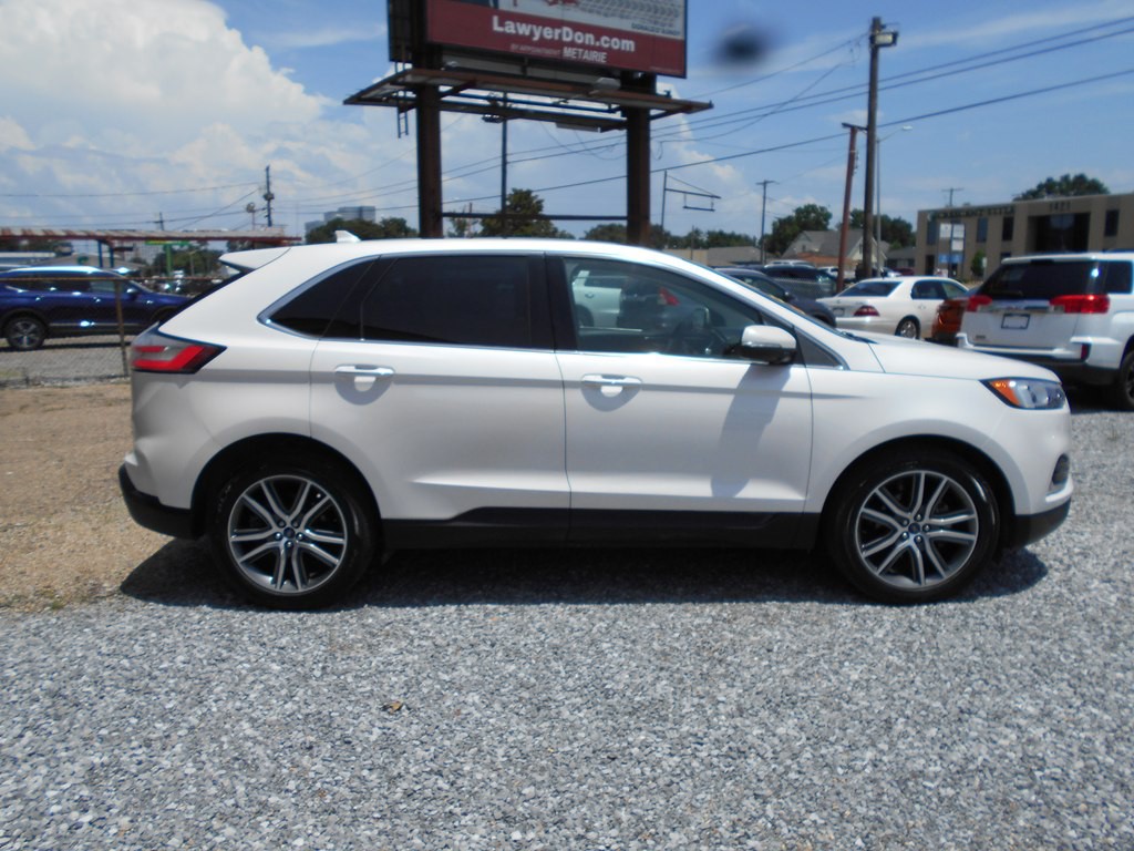 2019 Ford Edge Image 7