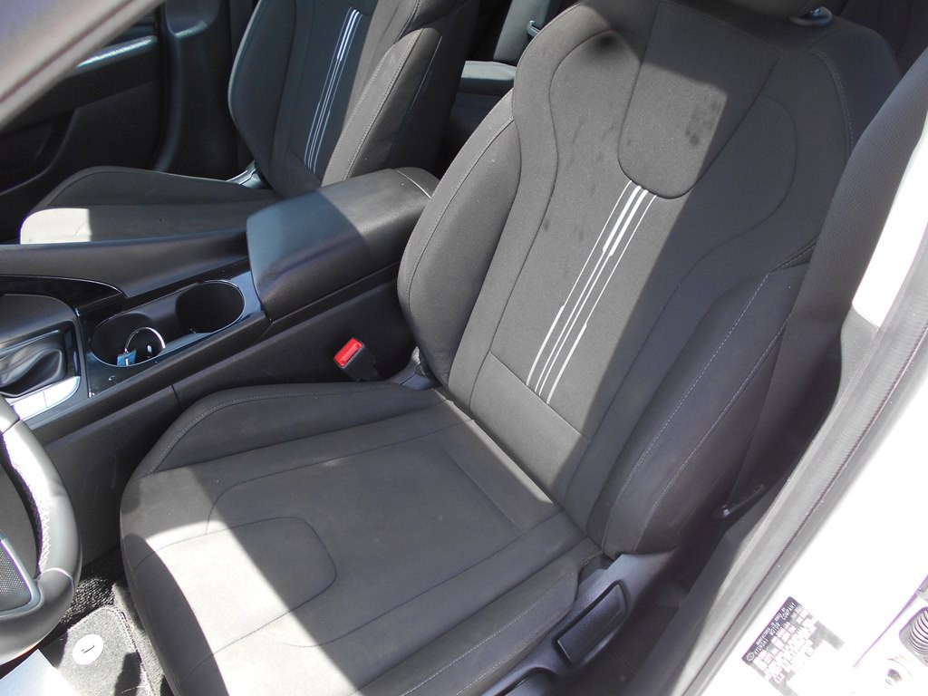 2025 Hyundai Elantra Image 17