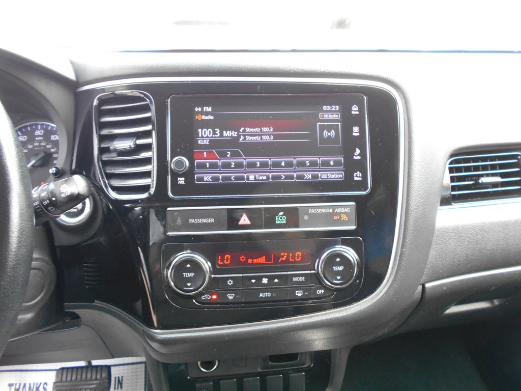 2019 Mitsubishi Outlander Image 13