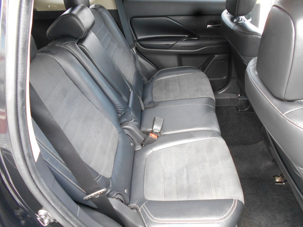 2019 Mitsubishi Outlander Image 22