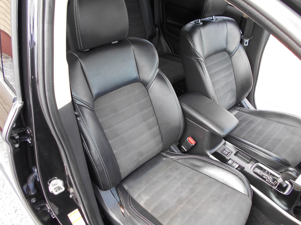2019 Mitsubishi Outlander Image 26
