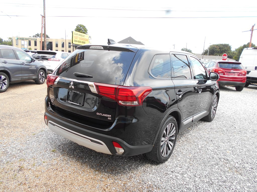 2019 Mitsubishi Outlander Image 5