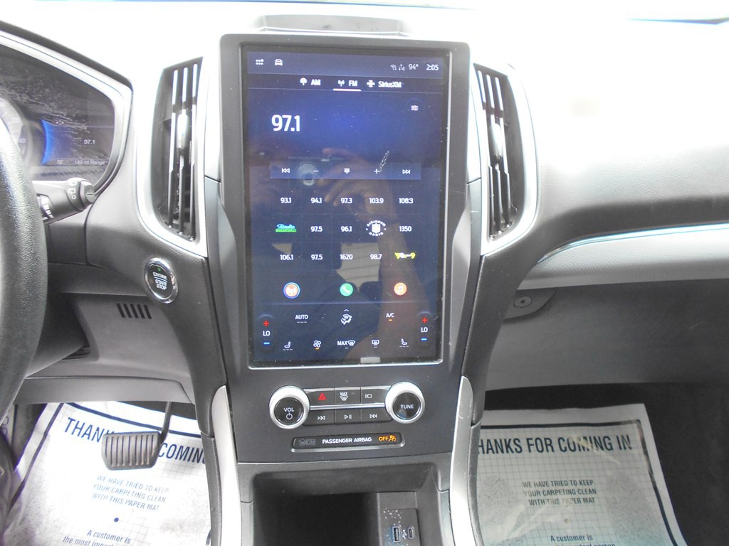 2022 Ford Edge Image 12