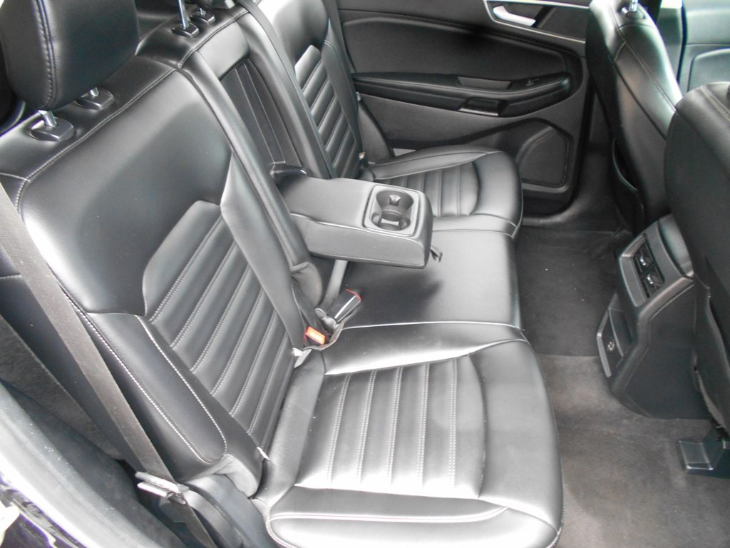 2022 Ford Edge Image 21