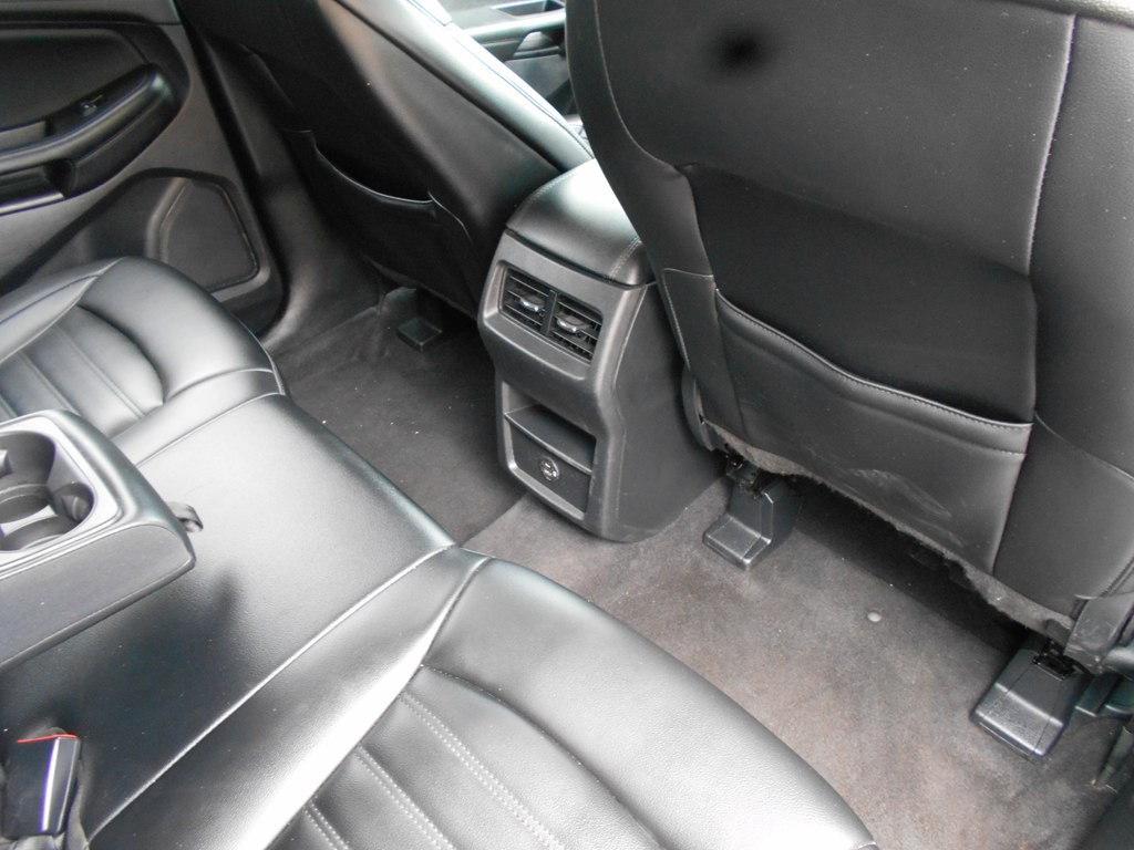 2022 Ford Edge Image 22