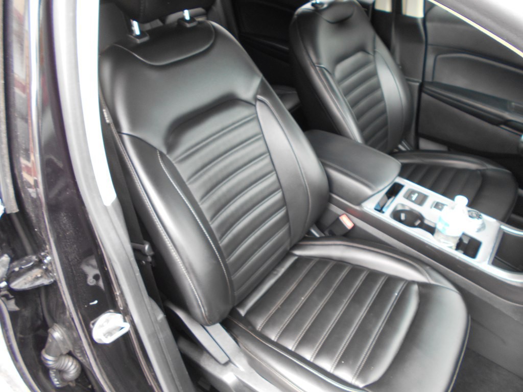 2022 Ford Edge Image 24