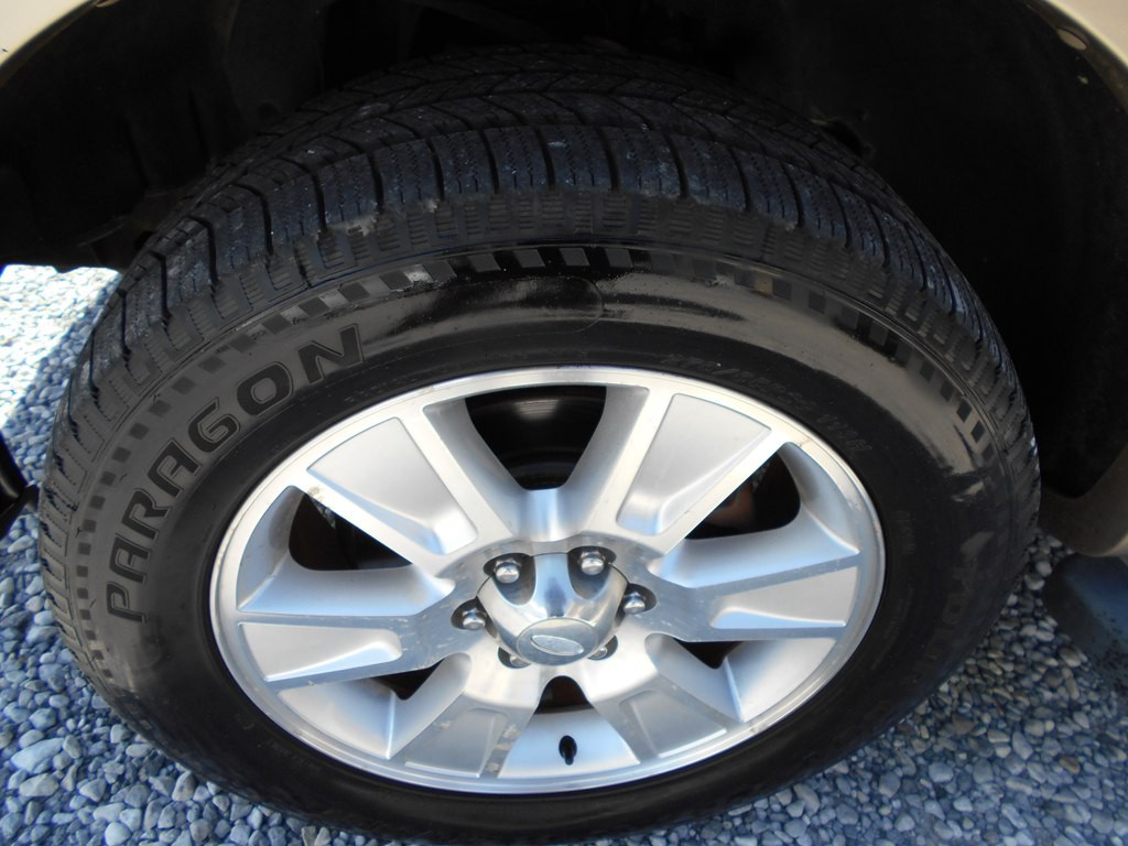 2013 Ford F-150 Image 9