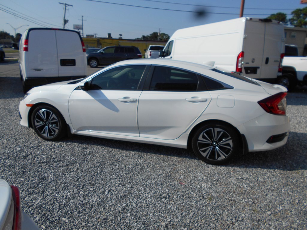 2018 Honda Civic Image 2
