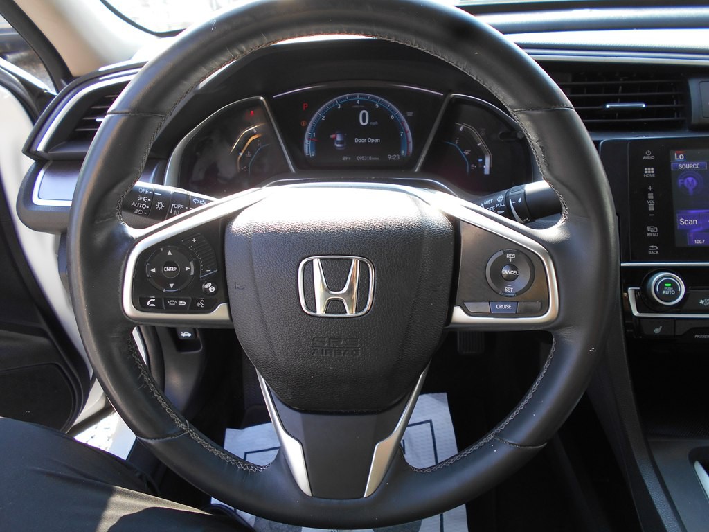 2018 Honda Civic Image 12
