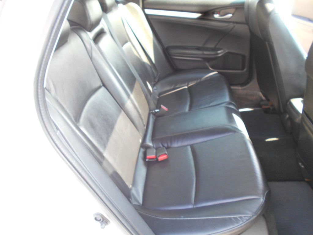 2018 Honda Civic Image 23