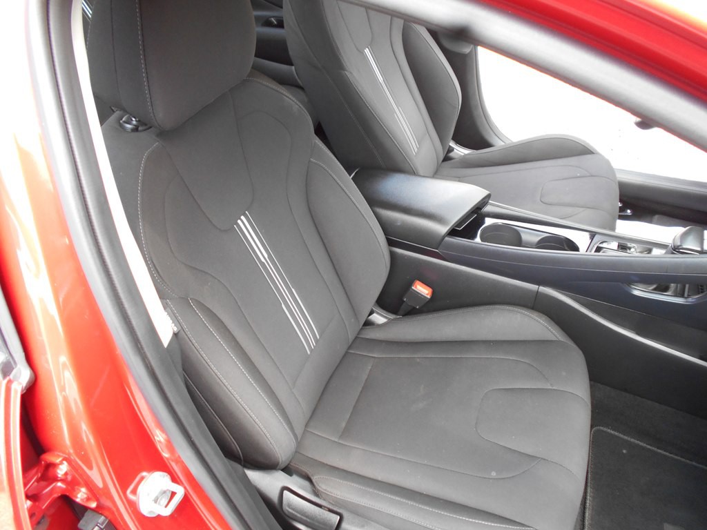 2023 Hyundai Elantra Image 28
