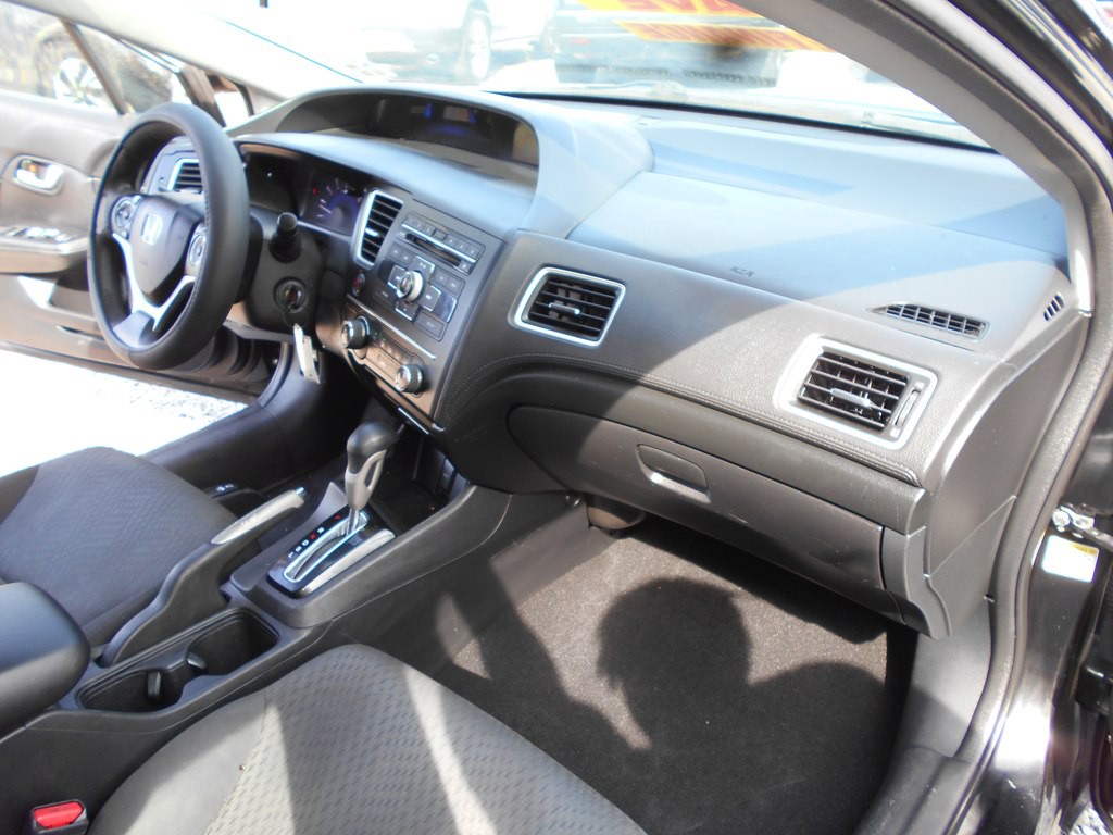 2015 Honda Civic Image 24