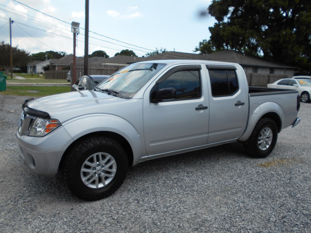 2019 Nissan Frontier Image 2